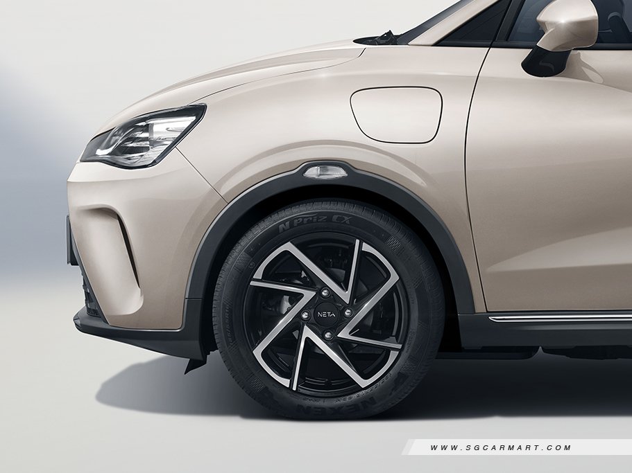 https://i.i-sgcm.com/new_cars/cars/21958/21958_g9