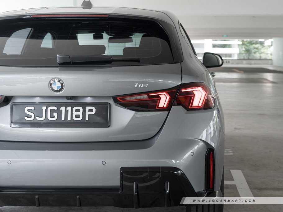 https://i.i-sgcm.com/new_cars/cars/21960/21960_g18