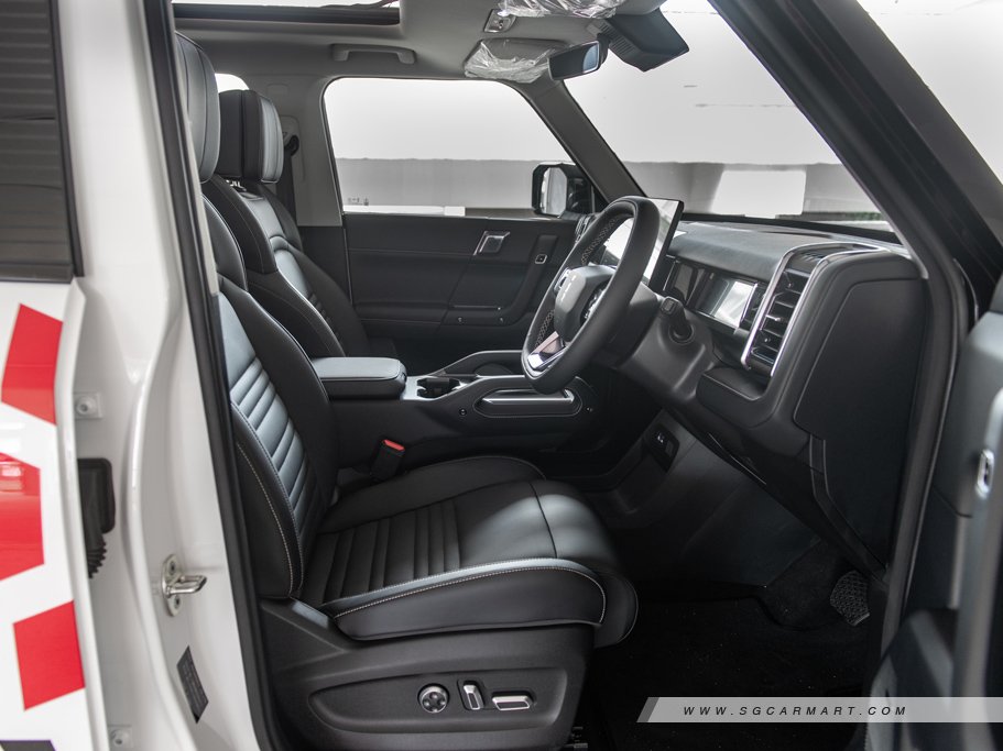https://i.i-sgcm.com/new_cars/cars/21962/21962_g47