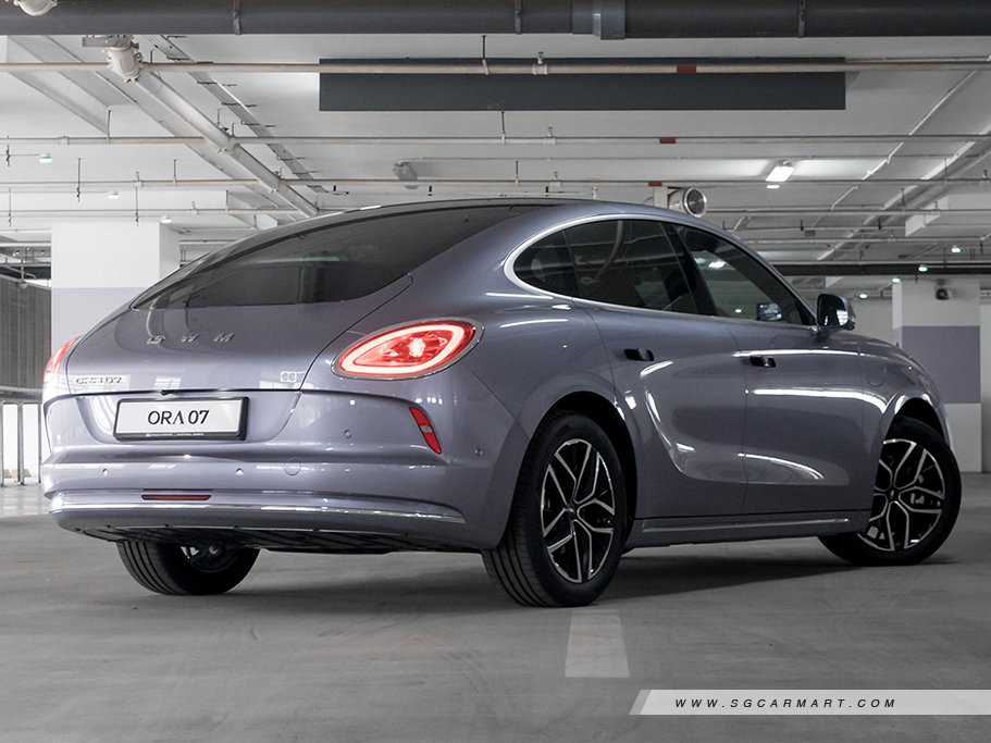 https://i.i-sgcm.com/new_cars/cars/21963/21963_g23