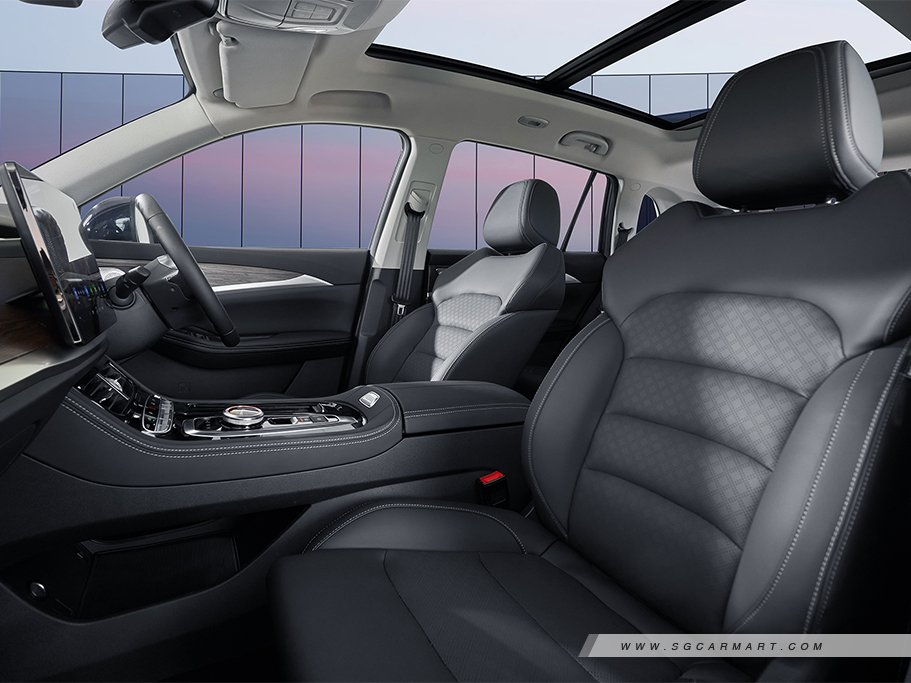 https://i.i-sgcm.com/new_cars/cars/21964/21964_g11
