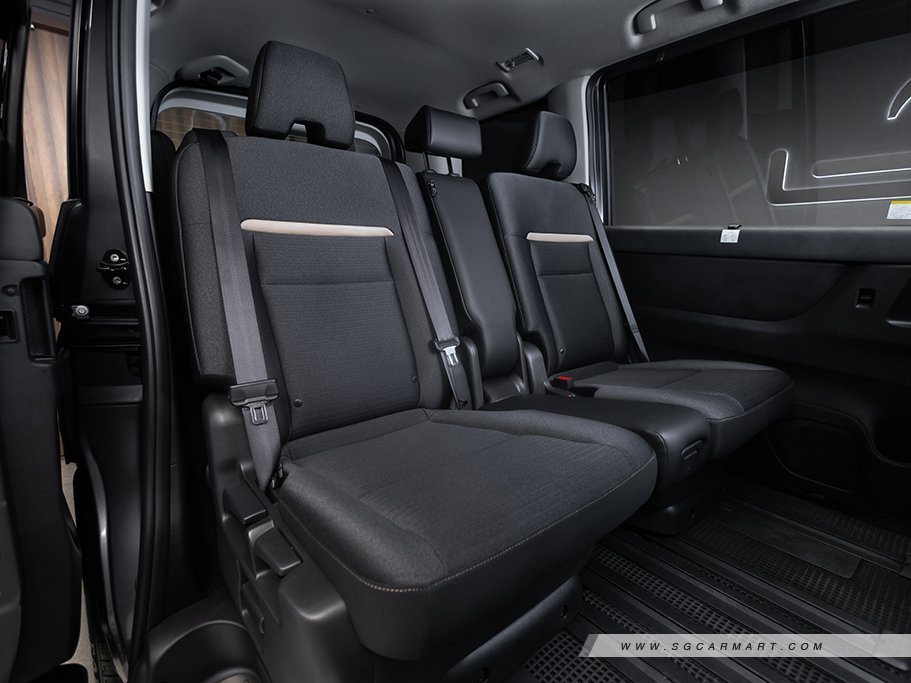 https://i.i-sgcm.com/new_cars/cars/21966/21966_g16