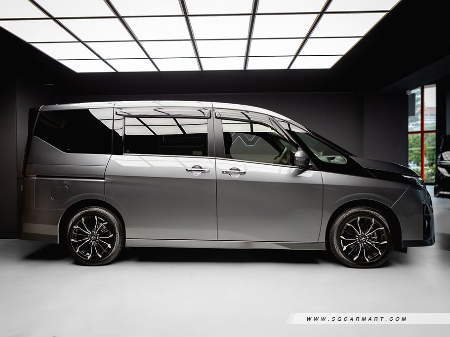 https://i.i-sgcm.com/new_cars/cars/21966/21966_g3
