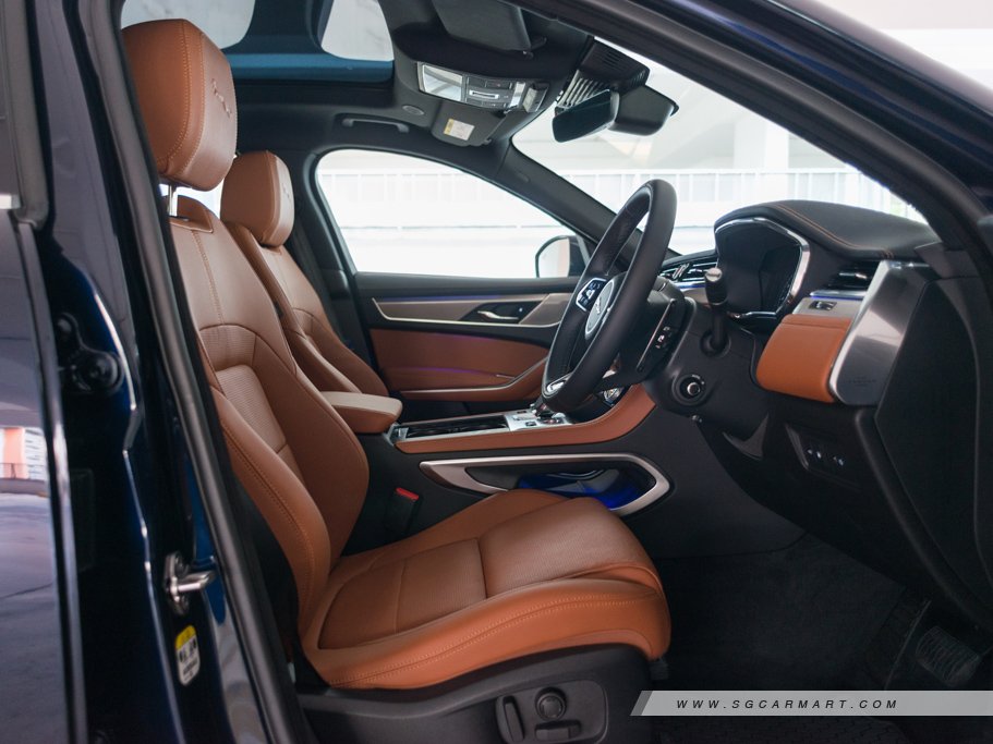 https://i.i-sgcm.com/new_cars/cars/21969/21969_g45