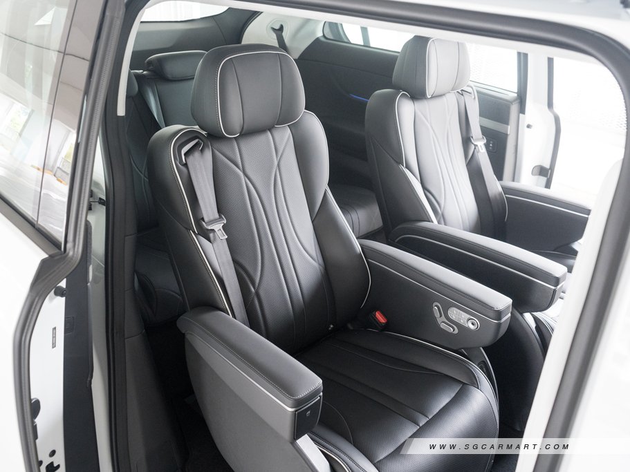 https://i.i-sgcm.com/new_cars/cars/21970/21970_g28