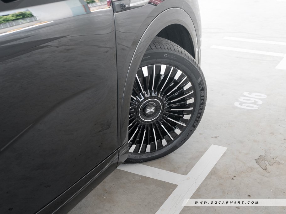 https://i.i-sgcm.com/new_cars/cars/21970/21970_g41