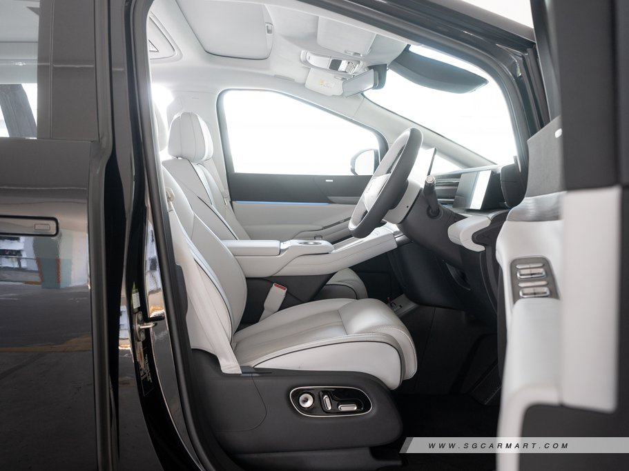 https://i.i-sgcm.com/new_cars/cars/21970/21970_g60