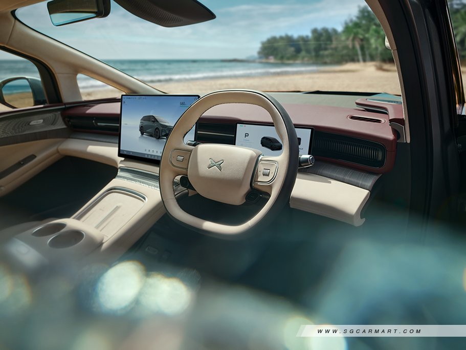 https://i.i-sgcm.com/new_cars/cars/21970/21970_g74