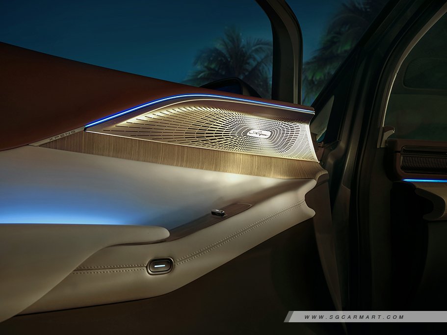 https://i.i-sgcm.com/new_cars/cars/21970/21970_g77