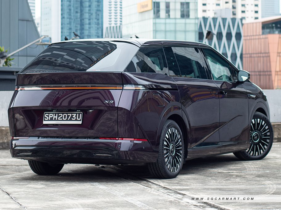 https://i.i-sgcm.com/new_cars/cars/21970/21970_g79