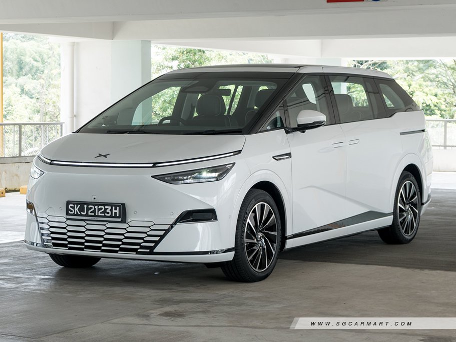 https://i.i-sgcm.com/new_cars/cars/21970/21970_g7