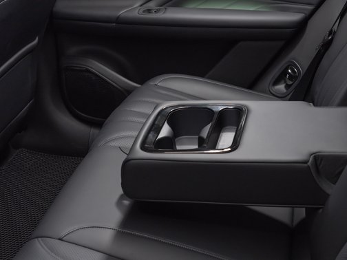 https://i.i-sgcm.com/new_cars/cars/21973/21973_g17