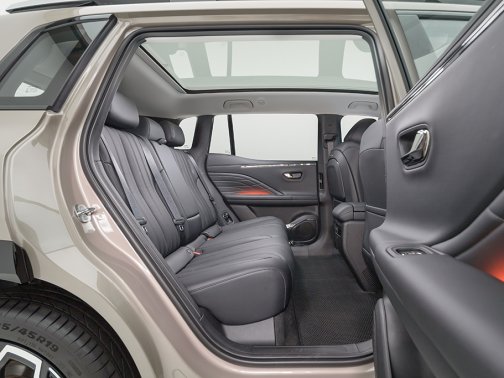 https://i.i-sgcm.com/new_cars/cars/21973/21973_g22