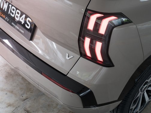 https://i.i-sgcm.com/new_cars/cars/21973/21973_g30