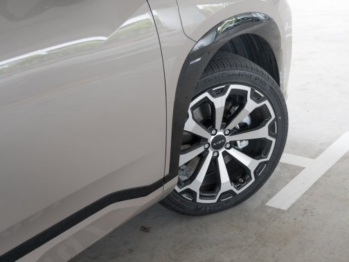 https://i.i-sgcm.com/new_cars/cars/21973/21973_g31