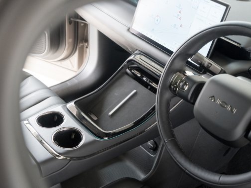 https://i.i-sgcm.com/new_cars/cars/21973/21973_g38