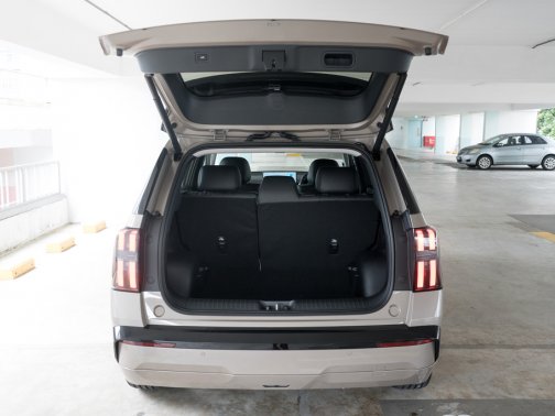 https://i.i-sgcm.com/new_cars/cars/21973/21973_g47
