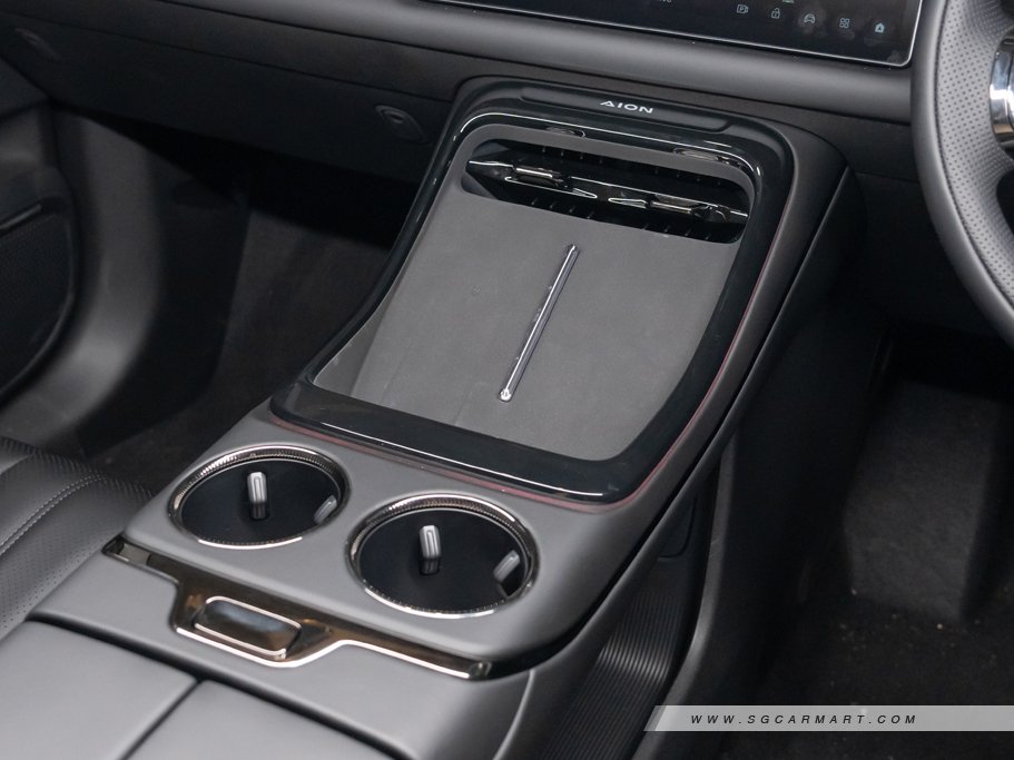 https://i.i-sgcm.com/new_cars/cars/21973/21973_g59