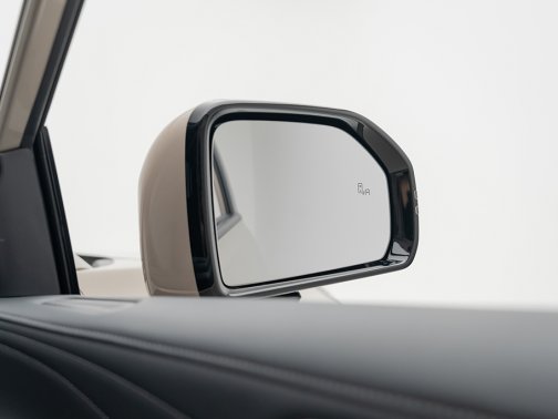 https://i.i-sgcm.com/new_cars/cars/21973/21973_g7