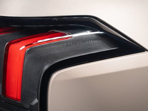 https://i.i-sgcm.com/new_cars/cars/21973/21973_g8