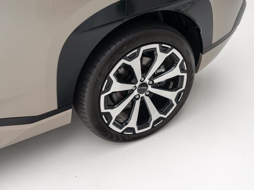 https://i.i-sgcm.com/new_cars/cars/21973/21973_g9