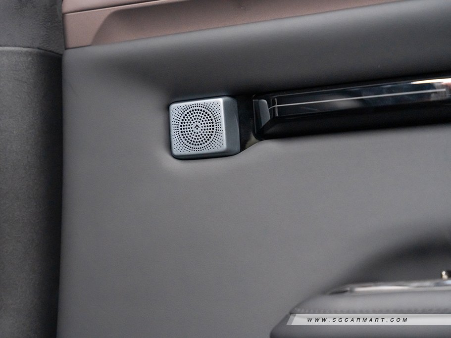 https://i.i-sgcm.com/new_cars/cars/21974/21974_g17