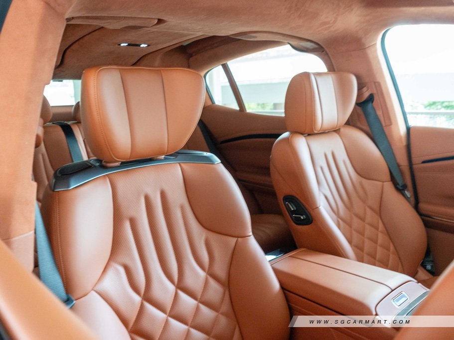 https://i.i-sgcm.com/new_cars/cars/21974/21974_g47
