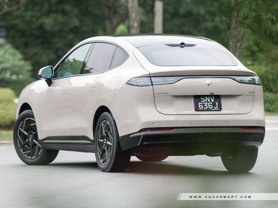 https://i.i-sgcm.com/new_cars/cars/21974/21974_g61