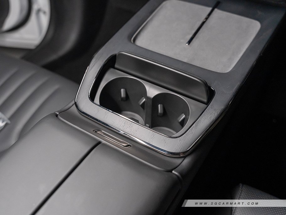 https://i.i-sgcm.com/new_cars/cars/21974/21974_g9