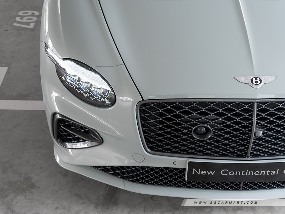 https://i.i-sgcm.com/new_cars/cars/21975/21975_g21
