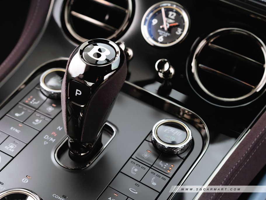 https://i.i-sgcm.com/new_cars/cars/21975/21975_g9