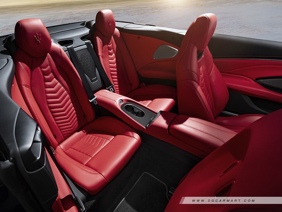 https://i.i-sgcm.com/new_cars/cars/21976/21976_g13