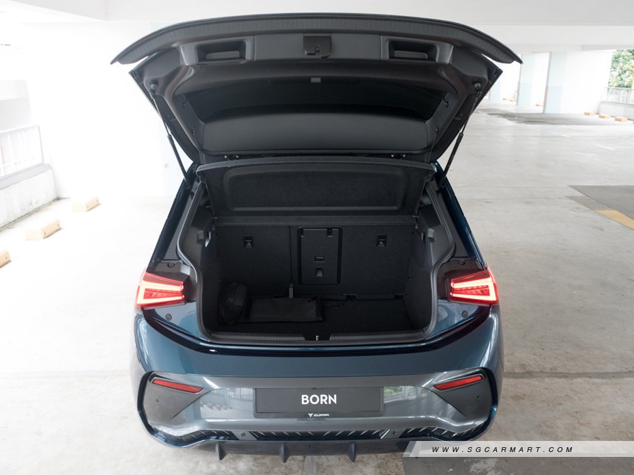 https://i.i-sgcm.com/new_cars/cars/21981/21981_g37
