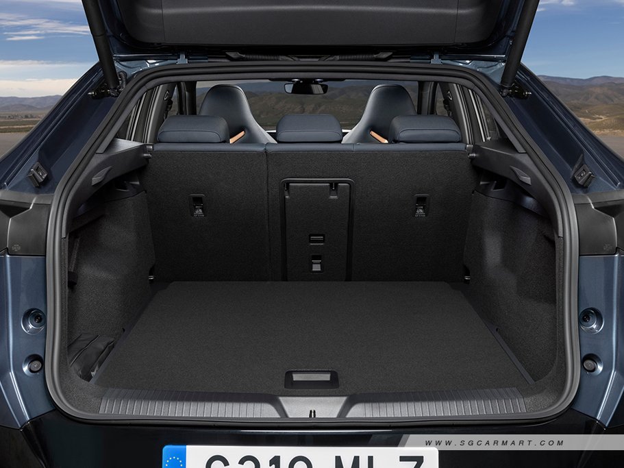 https://i.i-sgcm.com/new_cars/cars/21982/21982_g16