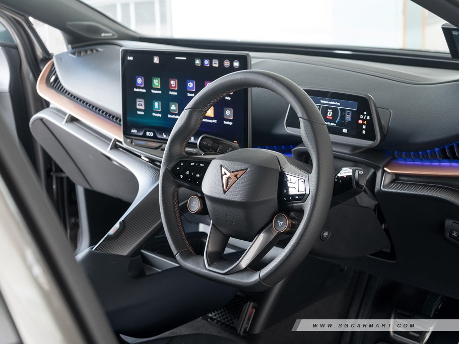 https://i.i-sgcm.com/new_cars/cars/21982/21982_g26