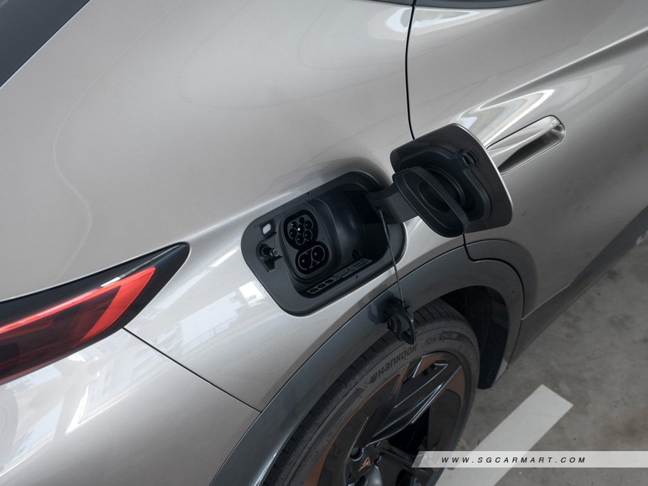 https://i.i-sgcm.com/new_cars/cars/21982/21982_g41