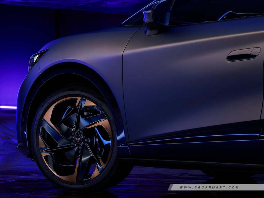 https://i.i-sgcm.com/new_cars/cars/21982/21982_g9