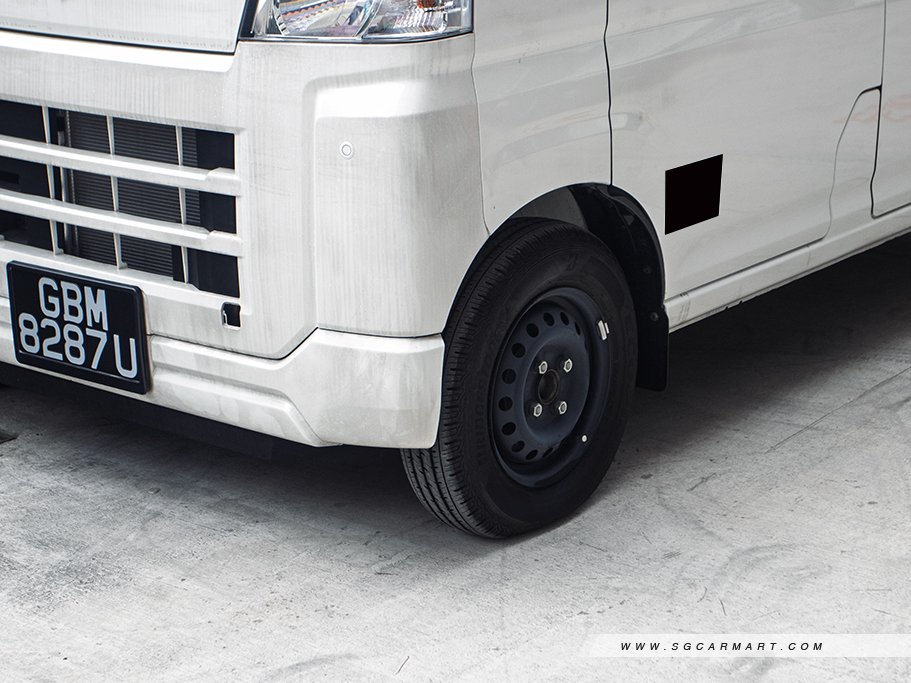 https://i.i-sgcm.com/new_cars/cars/21983/21983_g7
