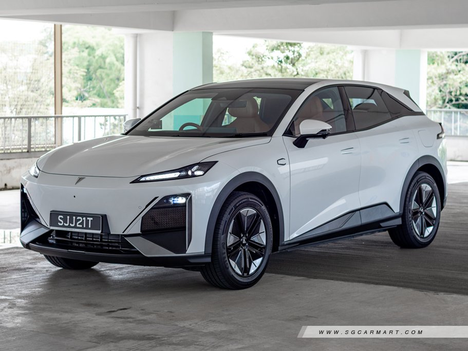 https://i.i-sgcm.com/new_cars/cars/21984/21984_g16