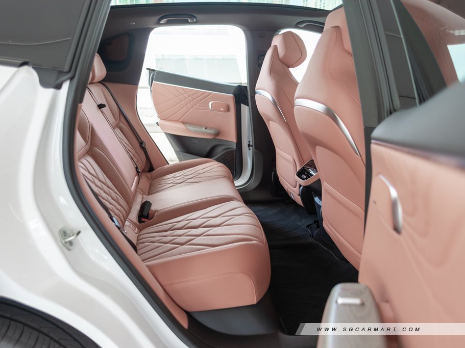 https://i.i-sgcm.com/new_cars/cars/21984/21984_g32