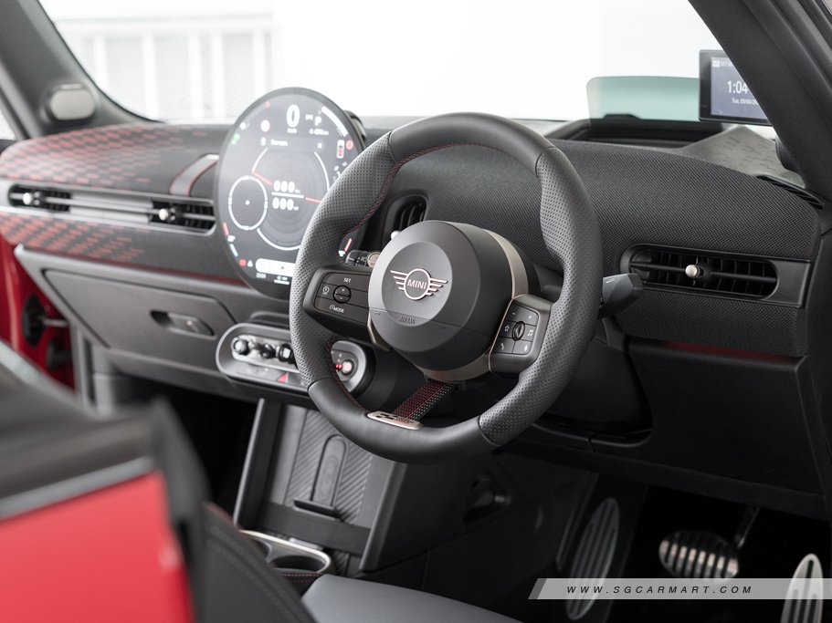 https://i.i-sgcm.com/new_cars/cars/21985/21985_g23
