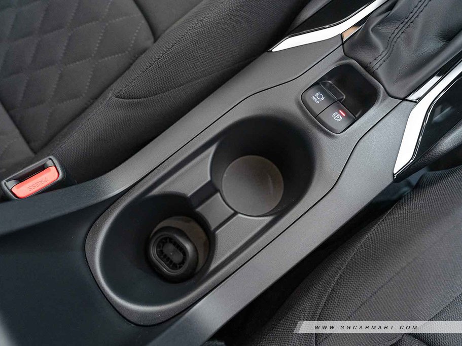 https://i.i-sgcm.com/new_cars/cars/21986/21986_g21
