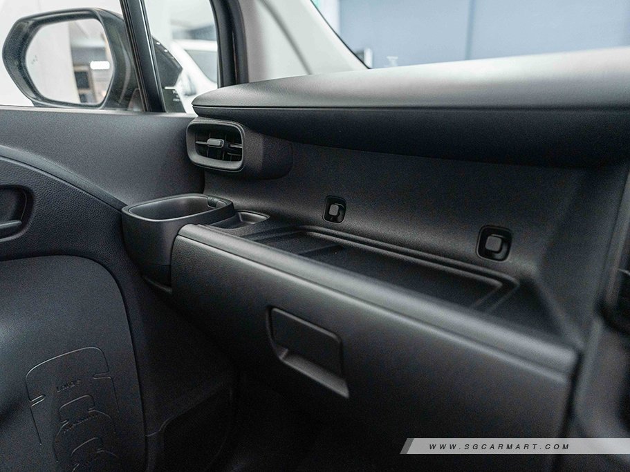 https://i.i-sgcm.com/new_cars/cars/21987/21987_g19
