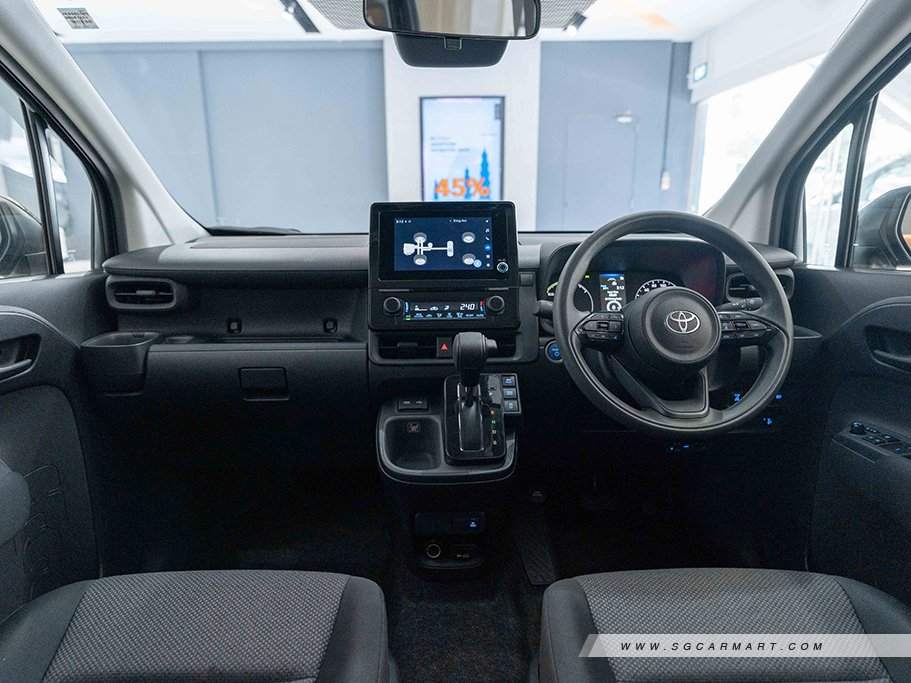 https://i.i-sgcm.com/new_cars/cars/21987/21987_g9