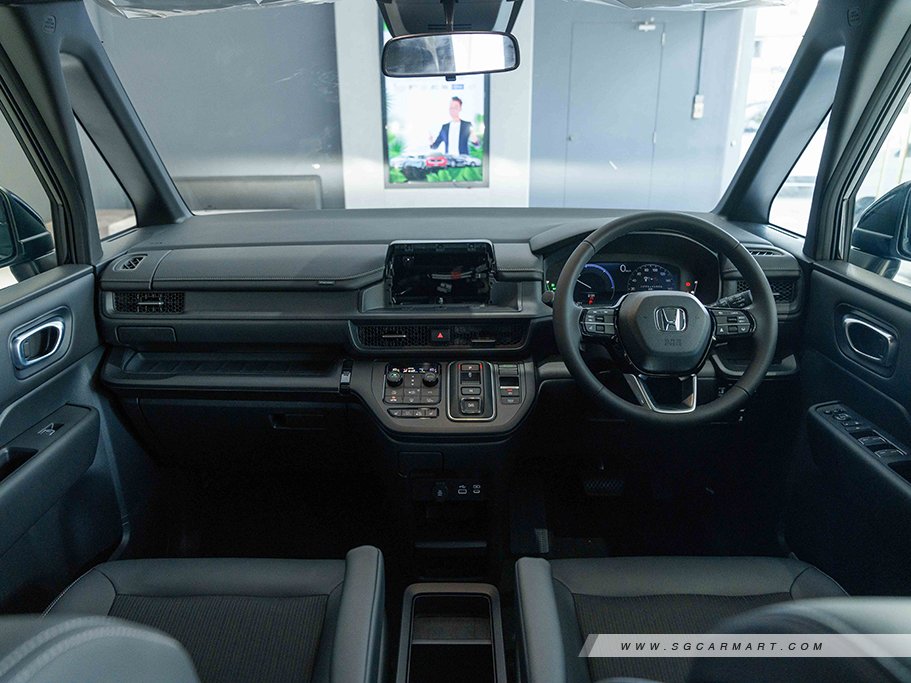 https://i.i-sgcm.com/new_cars/cars/21988/21988_g10