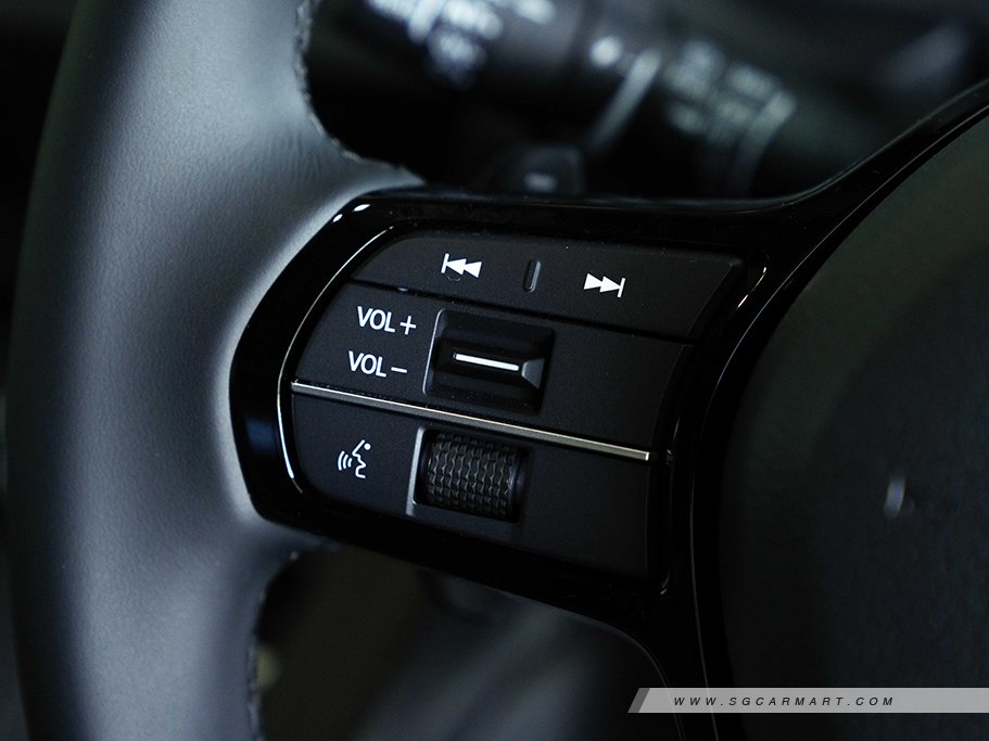 https://i.i-sgcm.com/new_cars/cars/21988/21988_g13