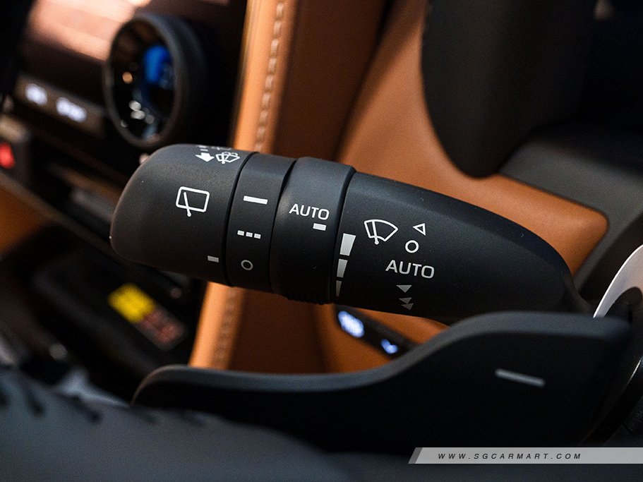 https://i.i-sgcm.com/new_cars/cars/21989/21989_g16