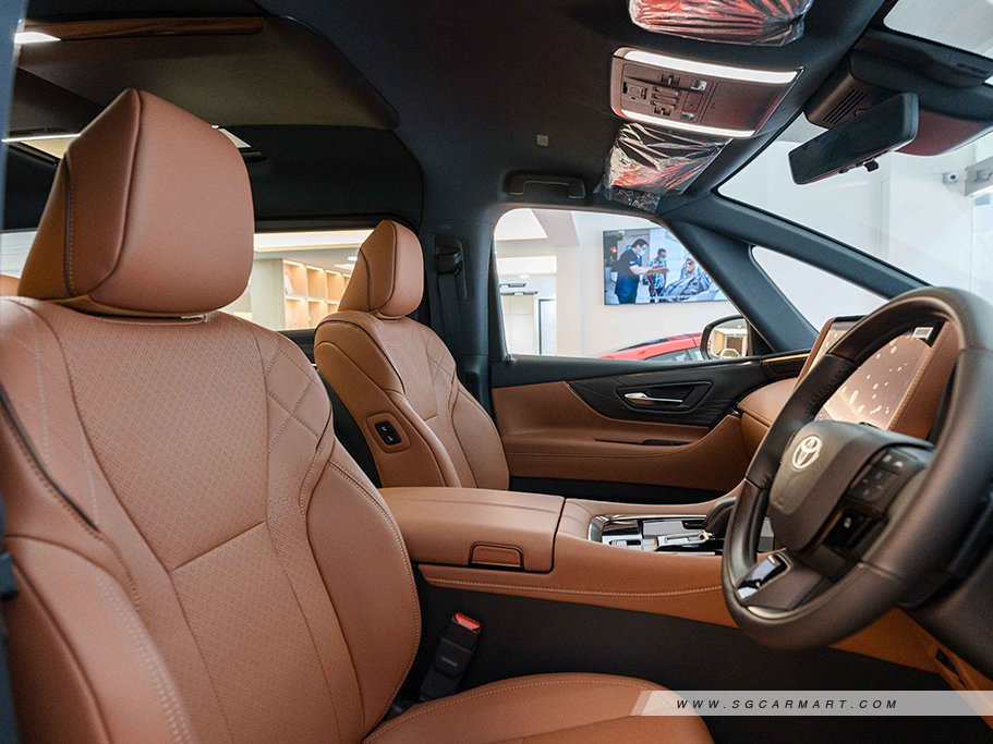 https://i.i-sgcm.com/new_cars/cars/21989/21989_g22