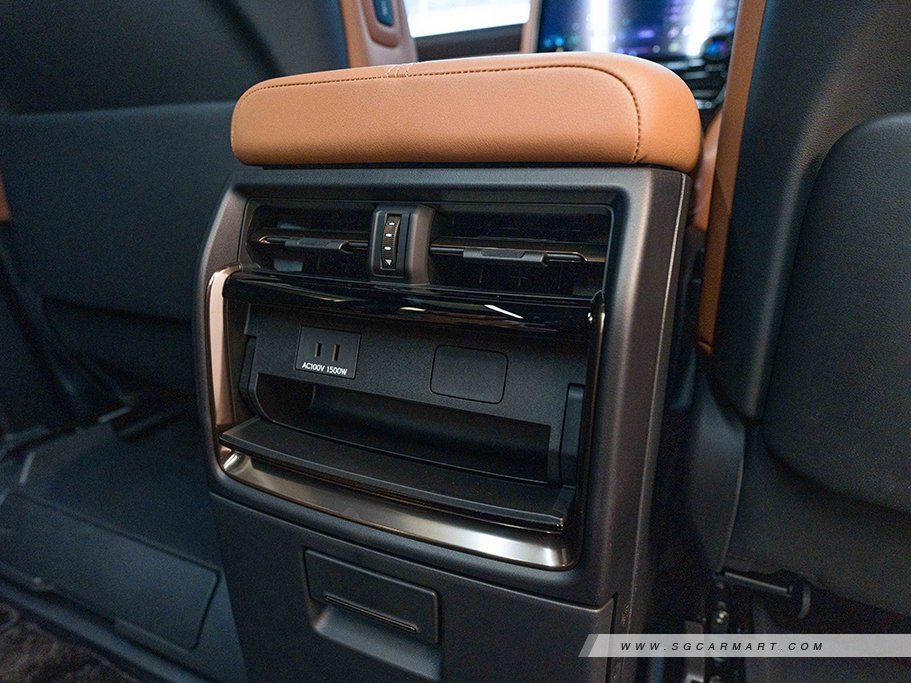 https://i.i-sgcm.com/new_cars/cars/21989/21989_g27