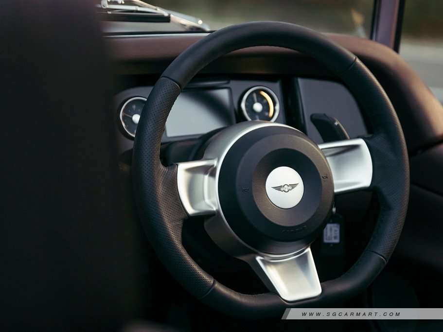 https://i.i-sgcm.com/new_cars/cars/21990/21990_g15